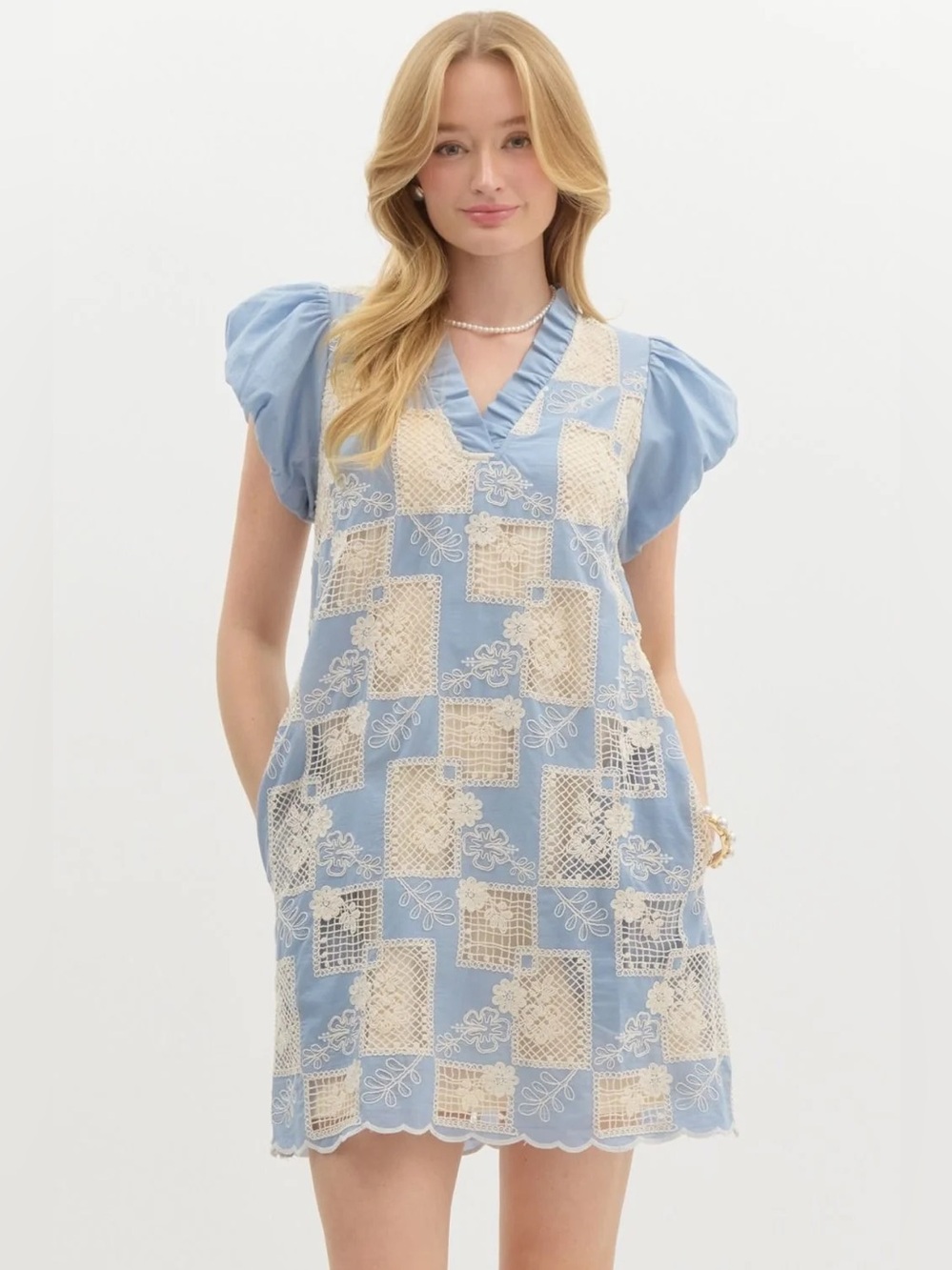 Entro Blue and Cream Lace Patchwork V-Neck Dress Large
